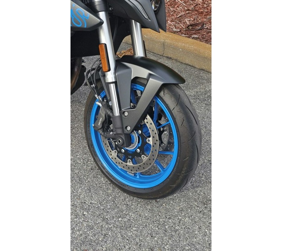 2024 Suzuki GSX 8S