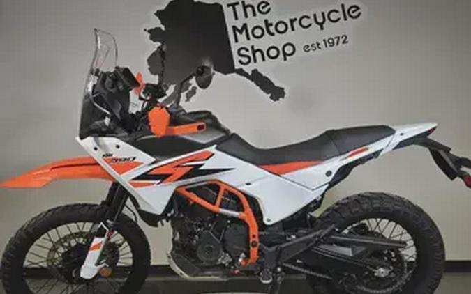 2026 KTM 390 ADV R