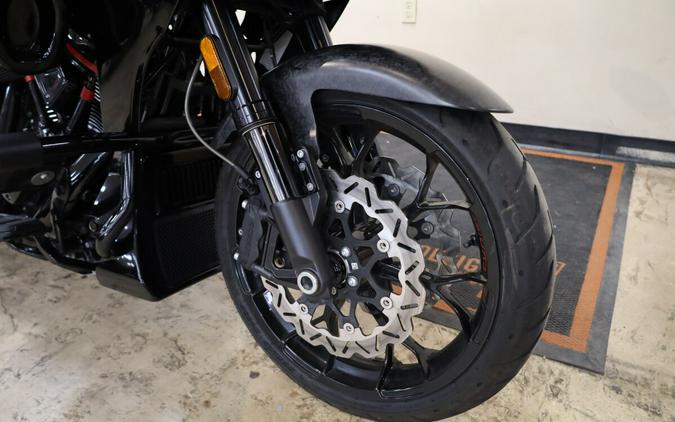 FLTRXSTSE 2024 CVO™ Road Glide® ST