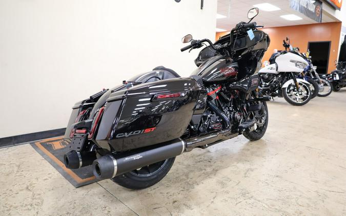 FLTRXSTSE 2024 CVO™ Road Glide® ST