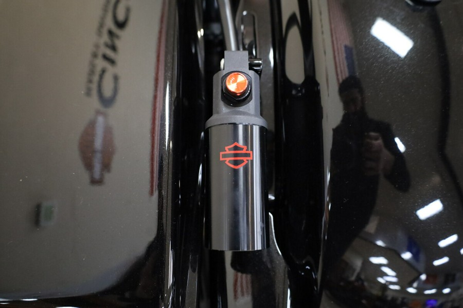 FLTRXSTSE 2024 CVO™ Road Glide® ST