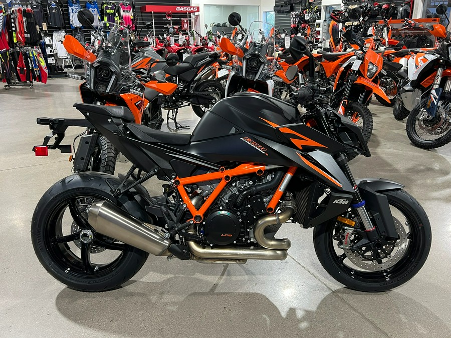 2026 KTM 1390 Super Duke R EVO