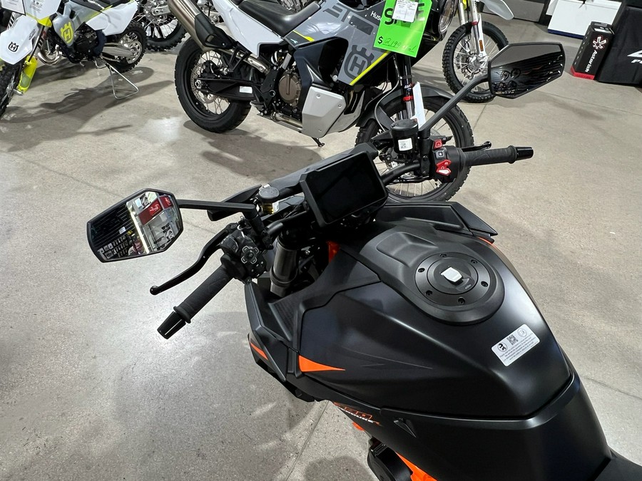 2026 KTM 1390 Super Duke R EVO