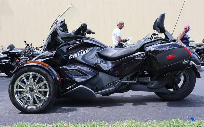 2013 Can-Am® Spyder ST LTD