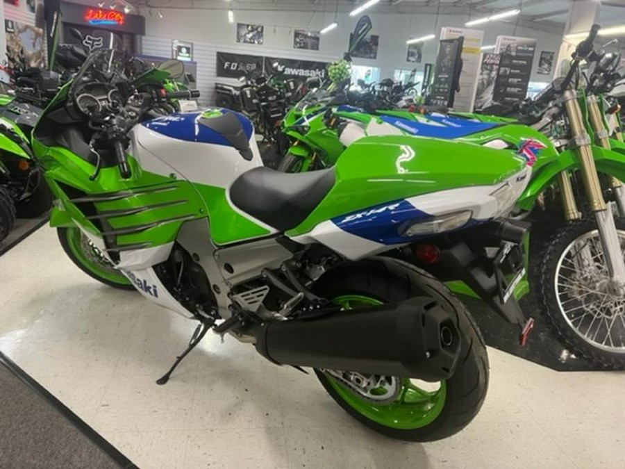 2024 Kawasaki Ninja® ZX™-14R 40th Anniversary Edition ABS