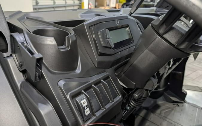 2026 Can-Am Defender MAX DPS HD9 Stealth Black