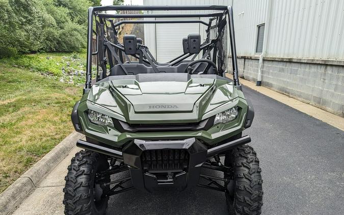 2023 Honda PIONEER 1000-6 Deluxe Crew