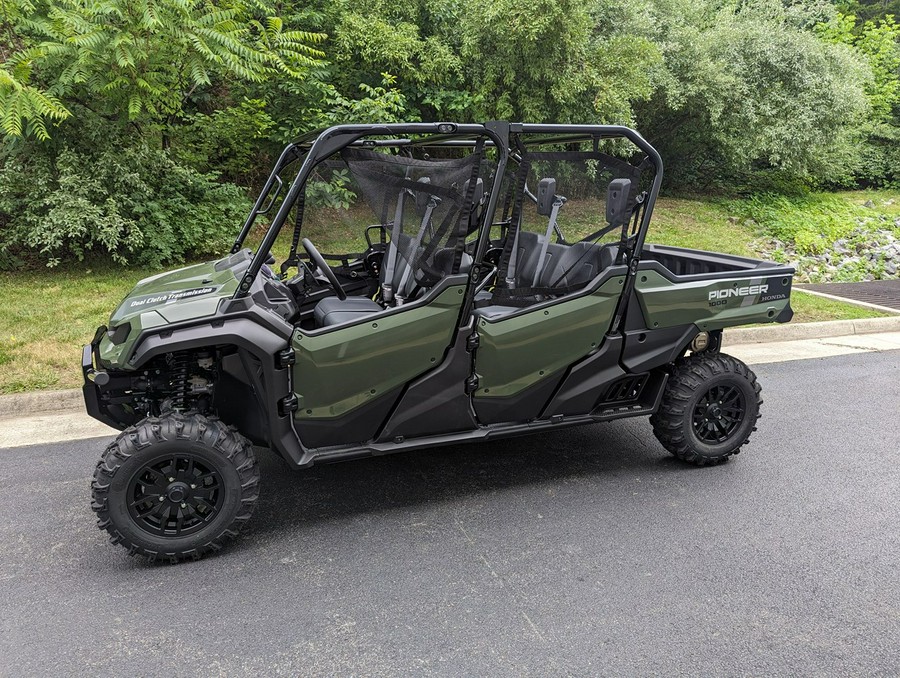 2023 Honda PIONEER 1000-6 Deluxe Crew