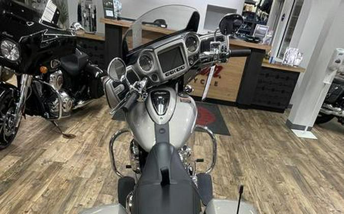 2022 Indian Motorcycle® Chieftain® Limited Silver Quartz Metallic