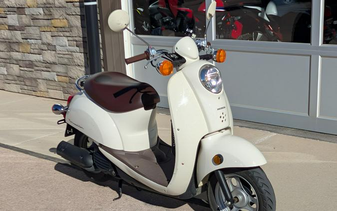 2009 Honda Metropolitan®