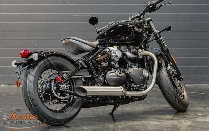 2023 Triumph Bonneville Bobber Jet Black