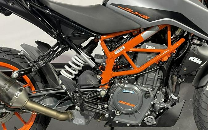 2022 KTM Duke 390