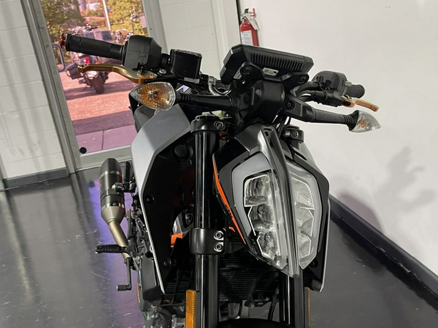 2022 KTM Duke 390