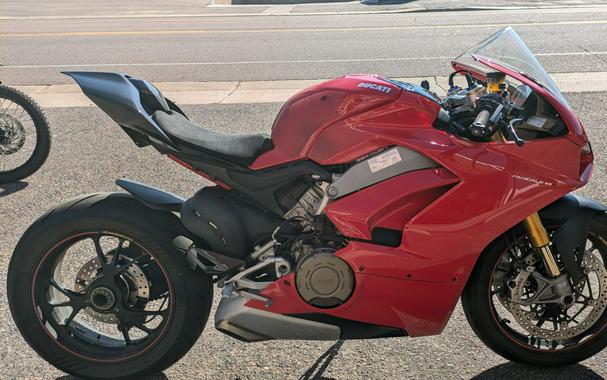 2019 Ducati Panigale V4 S