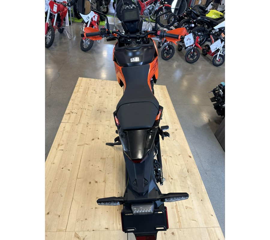2025 KTM 390 ADV X