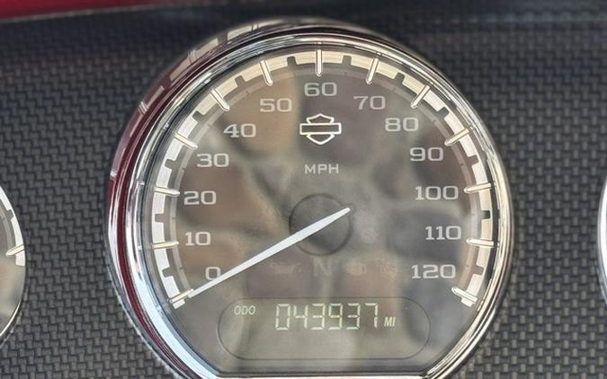 2016 Harley-Davidson FLHXSE - CVO Street Glide