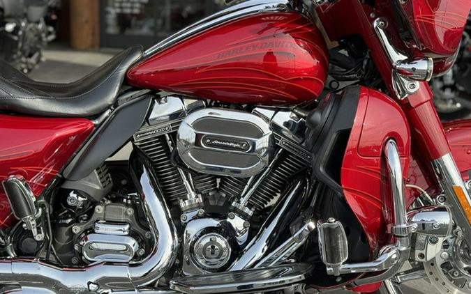 2016 Harley-Davidson FLHXSE - CVO Street Glide