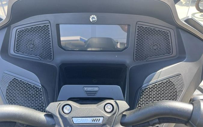 2023 Can-Am Spyder RT Limited Dark Wheels