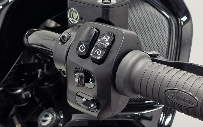 2026 Indian Motorcycle Challenger Dark Horse 112 + PowerBand Audio Package