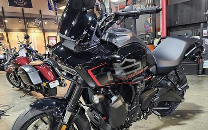 2025 Harley-Davidson® RA1250ST - Pan America® 1250 ST