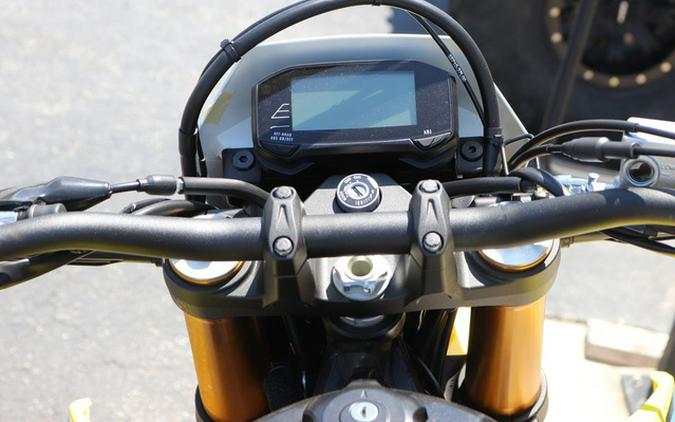 2025 Suzuki DR-Z 4S Base