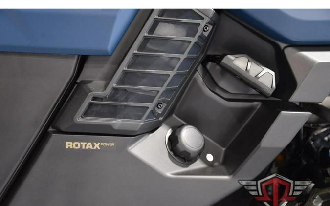 2026 Can-Am Defender MAX XT CAB HD11