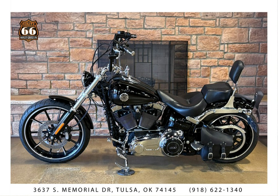 2015 Harley-Davidson® Breakout® Vivid Black