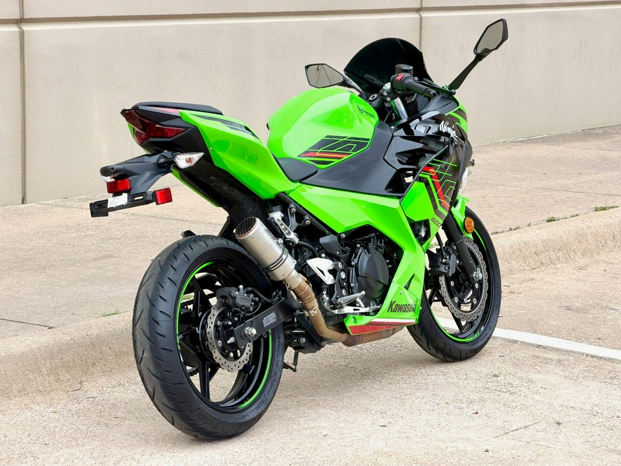 2023 Kawasaki Ninja 400 KRT Edition