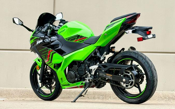 2023 Kawasaki Ninja 400 KRT Edition