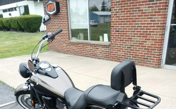 2023 Kawasaki Vulcan 900 Classic