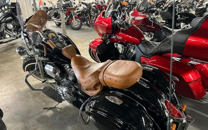 2019 Indian Motorcycle® Springfield® Thunder Black
