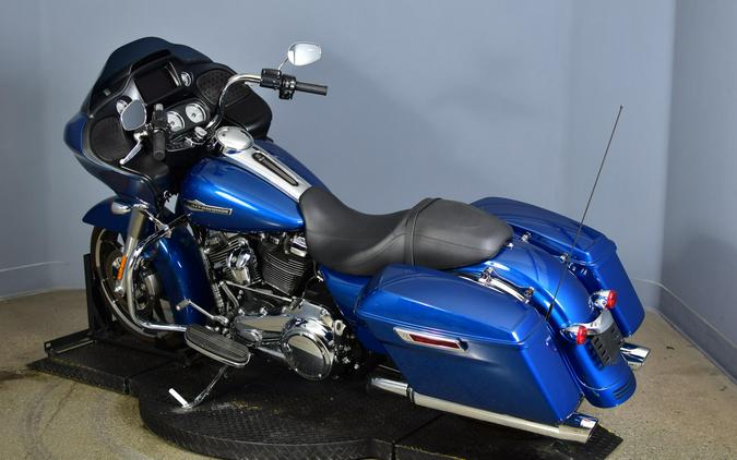 2022 Harley-Davidson Road Glide Reef Blue