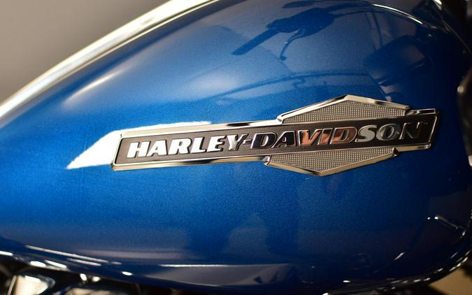 2022 Harley-Davidson Road Glide Reef Blue