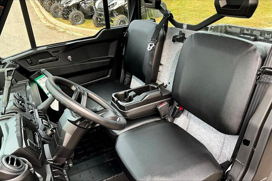 2026 Can-Am® Defender DPS CAB HD9 Compass Green