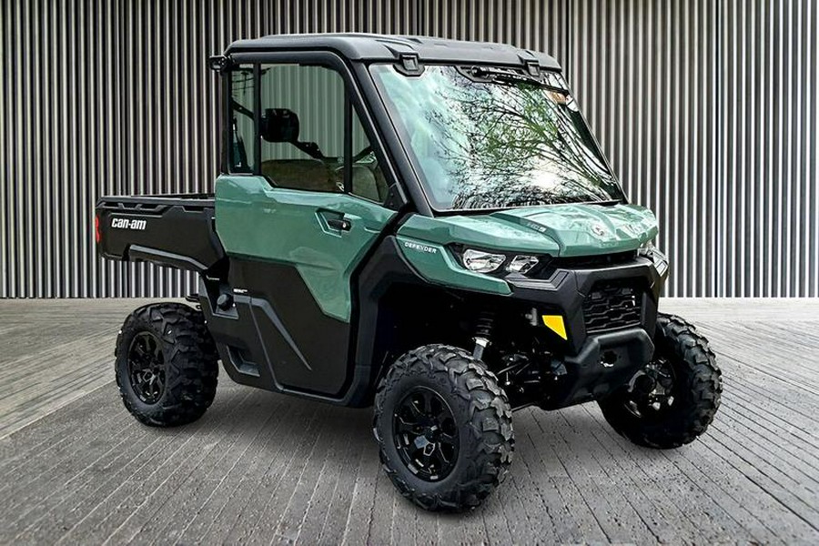 2026 Can-Am® Defender DPS CAB HD9 Compass Green