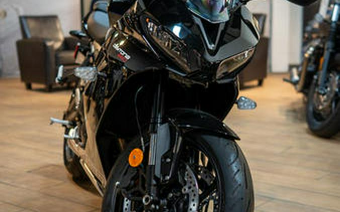 2026 Triumph Daytona 660 Sapphire Black