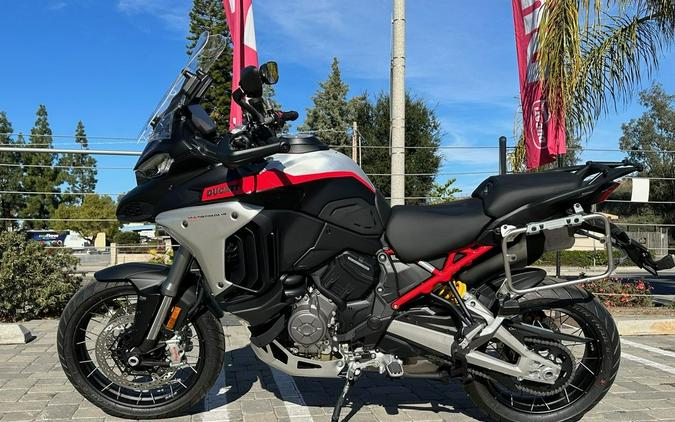 2024 Ducati Multistrada V4 Rally Travel Adventure Black