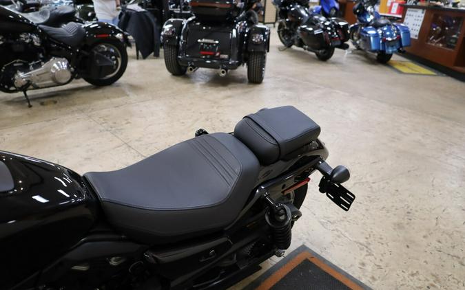 RH975S 2023 Nightster™ Special