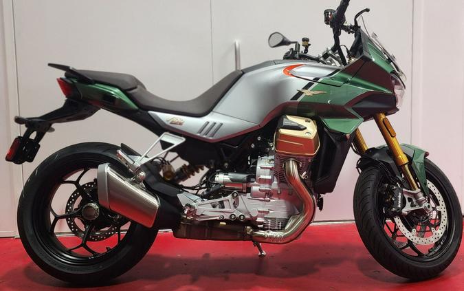 2024 Moto Guzzi V100 Mandello S