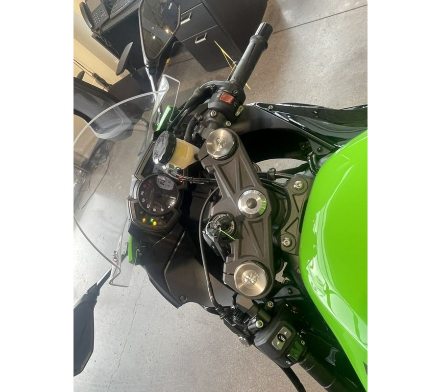 2022 Kawasaki Ninja® ZX™-6R ABS KRT Edition