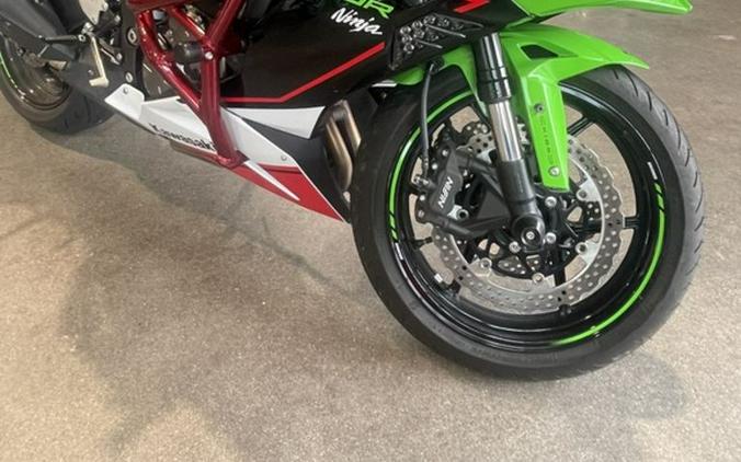 2022 Kawasaki Ninja® ZX™-6R ABS KRT Edition