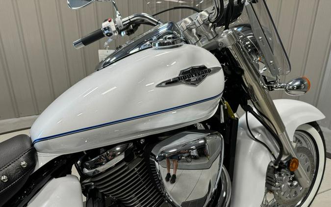 2025 Suzuki Boulevard C50T Special