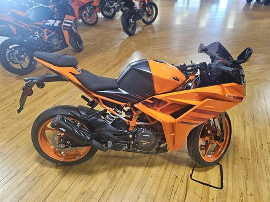 2024 KTM RC 390