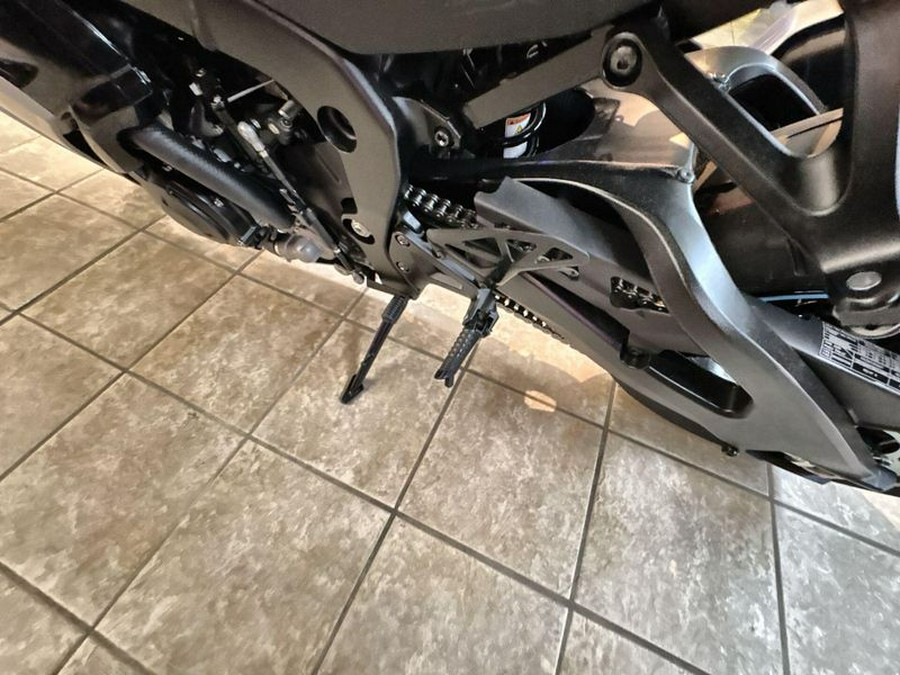 New 2025 Suzuki GSX-R 1000