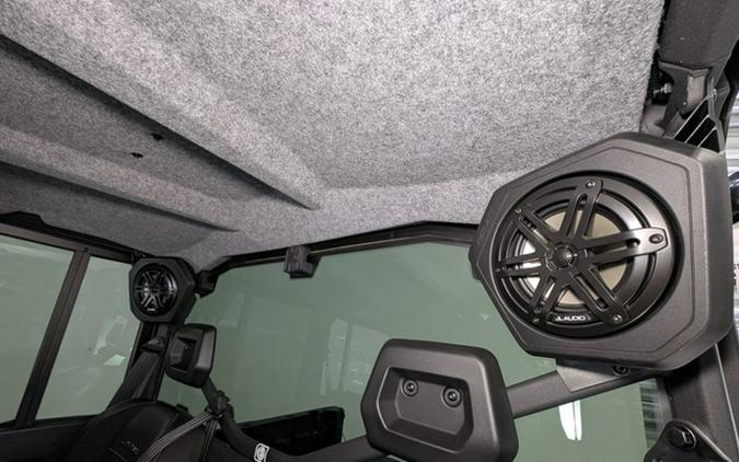 2026 Can-Am Defender MAX Limited HD11