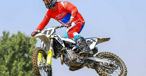 2020 Husqvarna FC 450 First Ride Review https://t.co/EgSuzjuvYW...