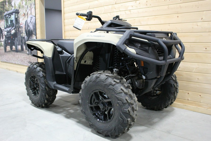 2025 Can-Am OUTLANDER PRO XU HD7