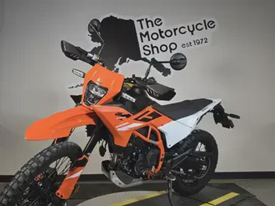 2026 KTM 390 ENDURO R