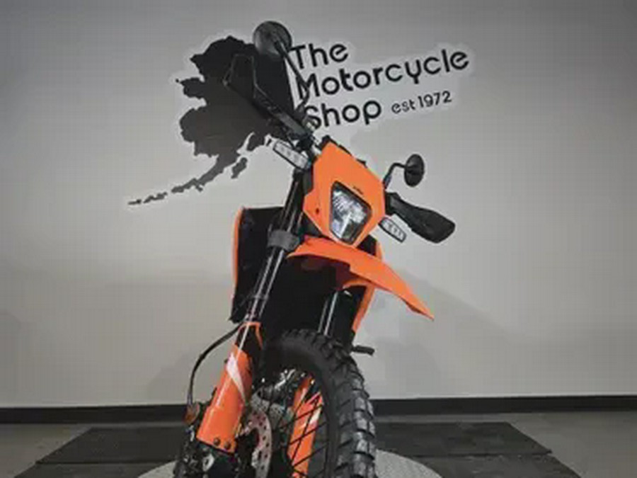 2026 KTM 390 ENDURO R