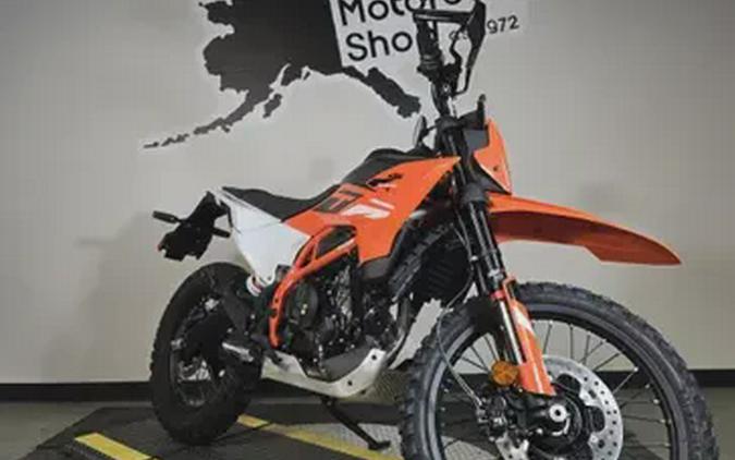 2026 KTM 390 ENDURO R